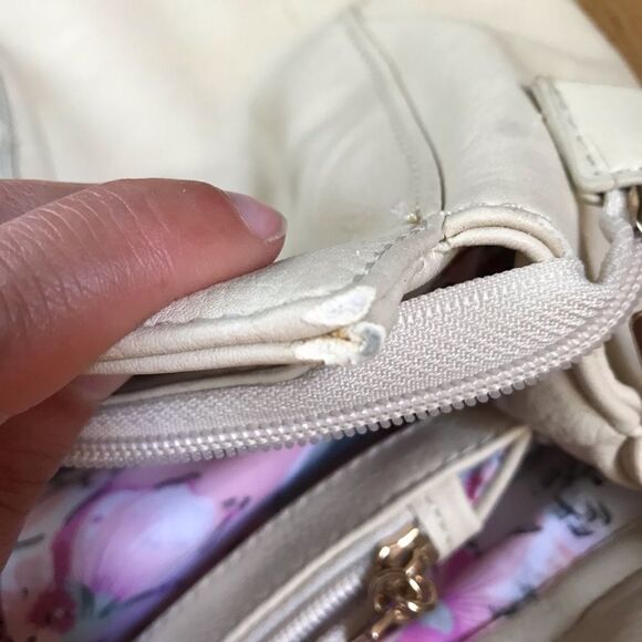 Oversized Handbag  - Picture 16 of 16